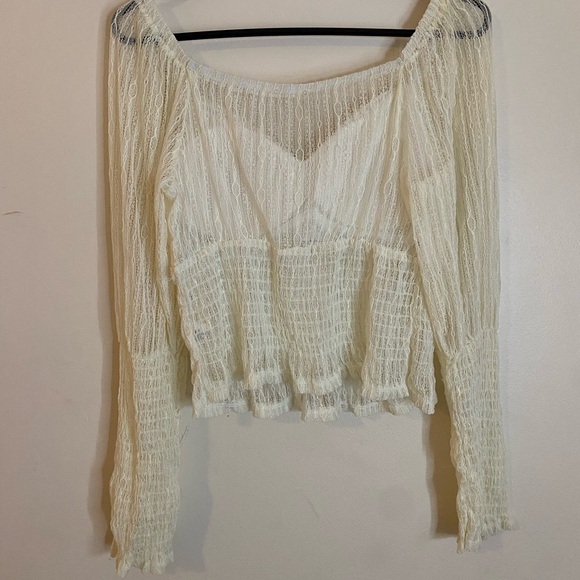 Timing Ivory Sheer Lace Smocked Puff-Sleeve Top size large - Picture 6 of 8